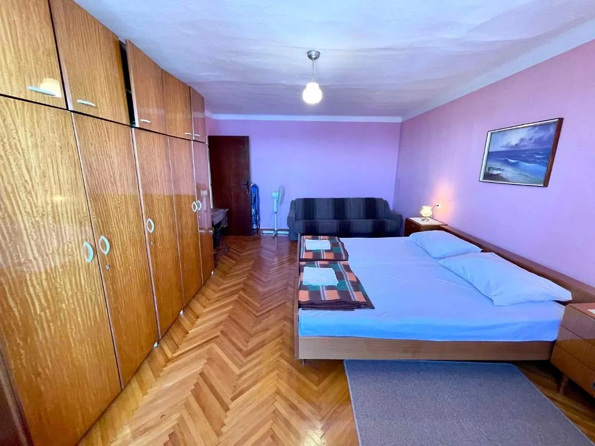 Holiday Home In Dramalj 44017 Croacia